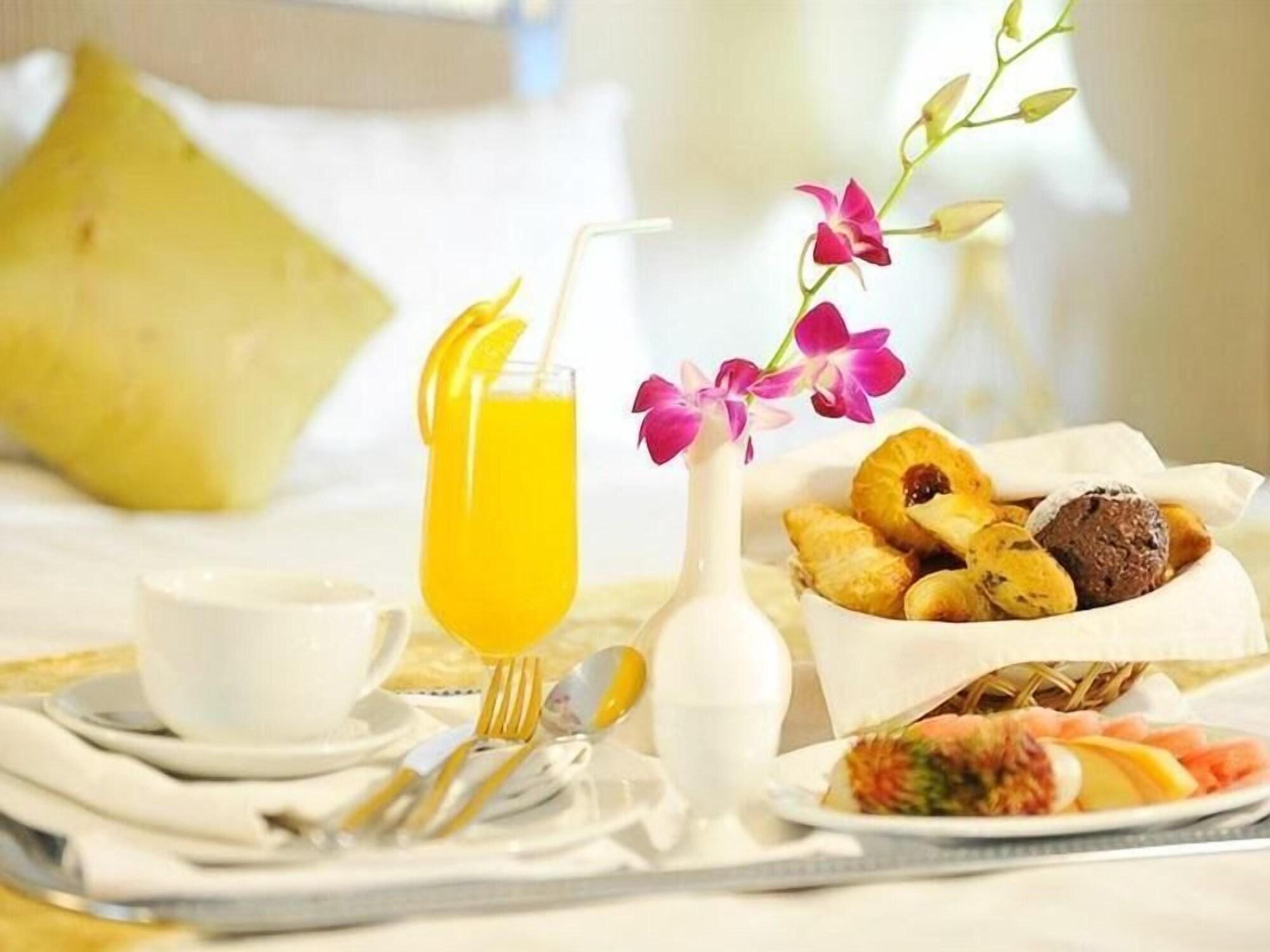 Al Safir Hotel Манама Экстерьер фото