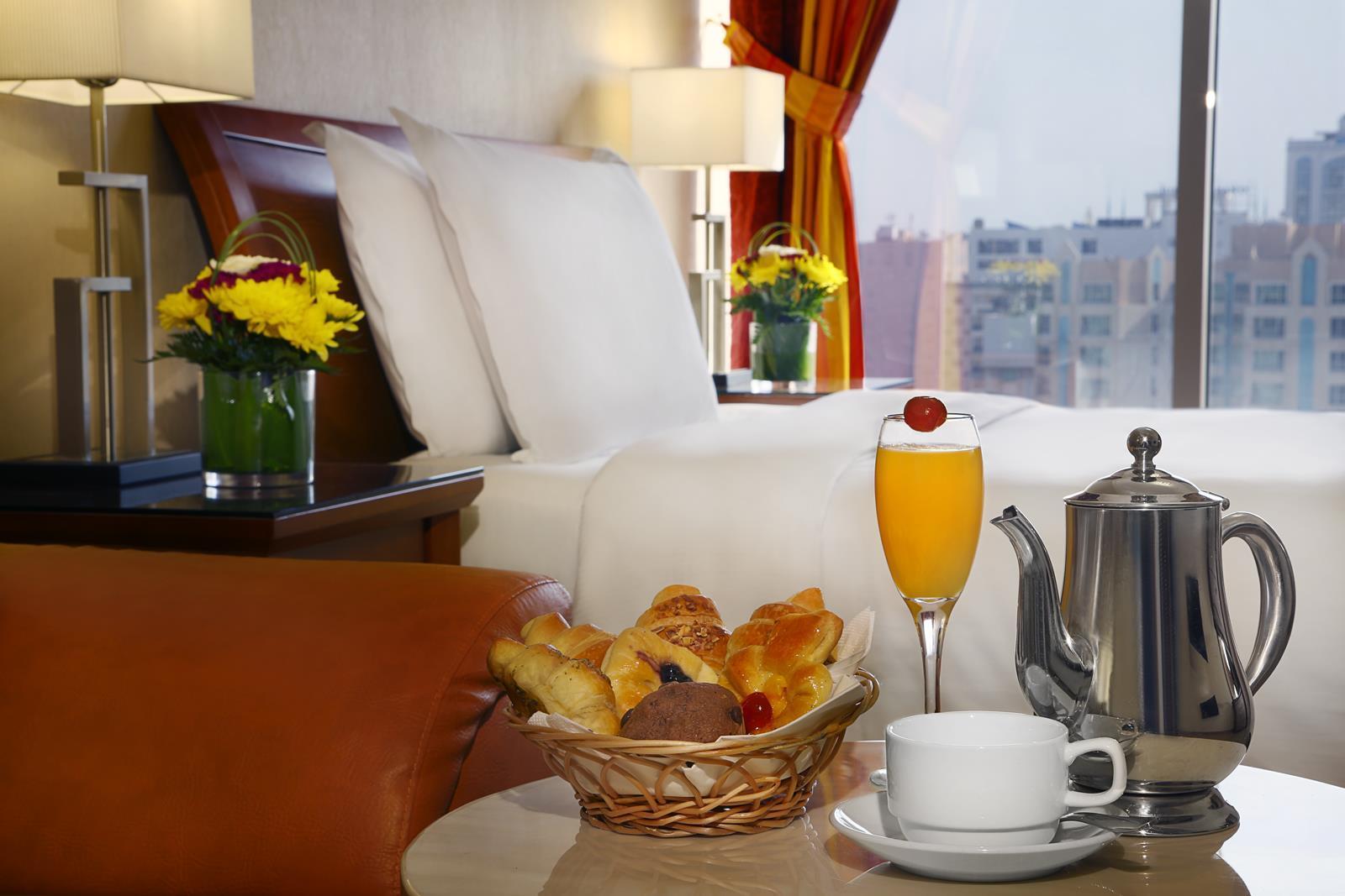 Al Safir Hotel Манама Экстерьер фото