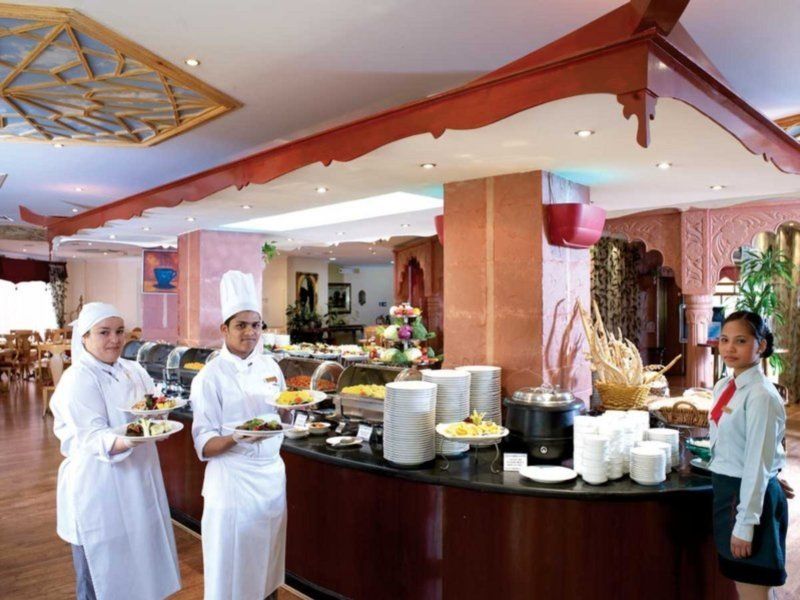 Al Safir Hotel Манама Экстерьер фото